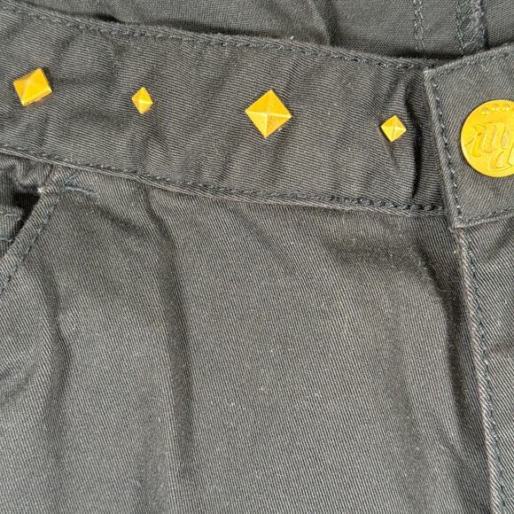 Rocawear Black Pants Gold Studded Low Rise Y2K Streetwear Women’s | Size 5/6 - Picture 8 of 11